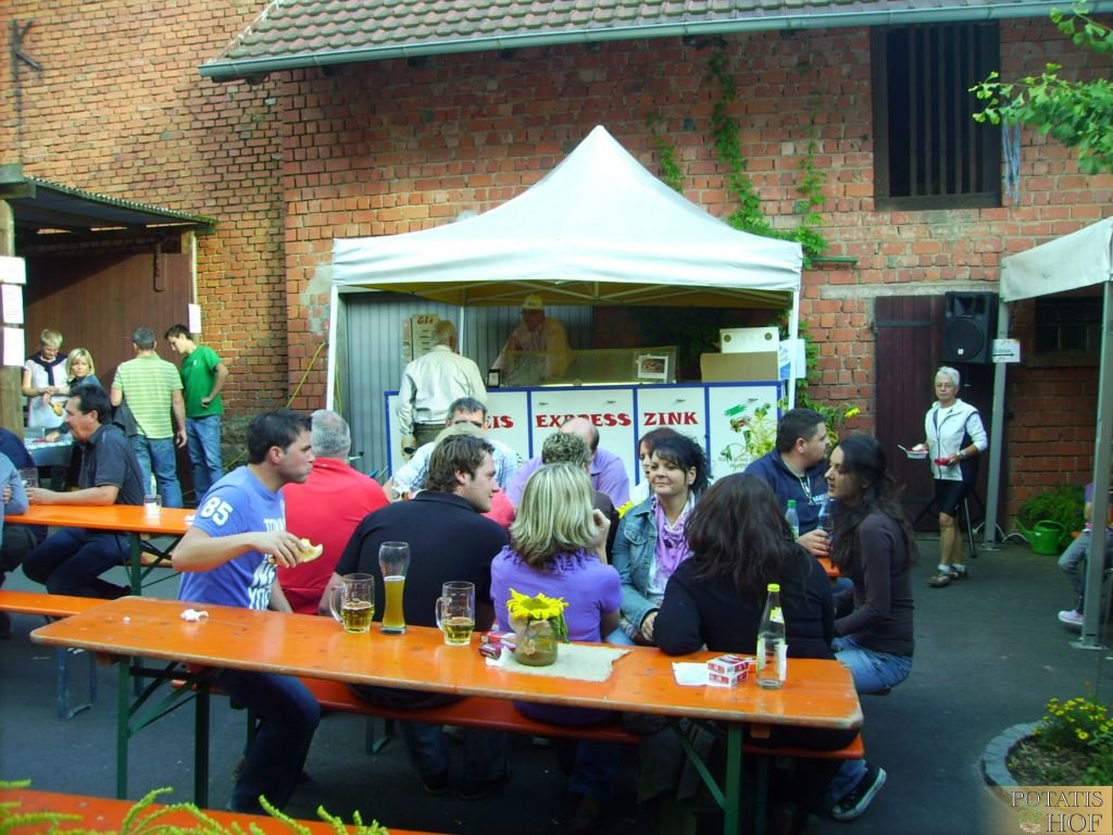 Kartoffelfest 2010 auf dem Potatis Hof Elfershausen